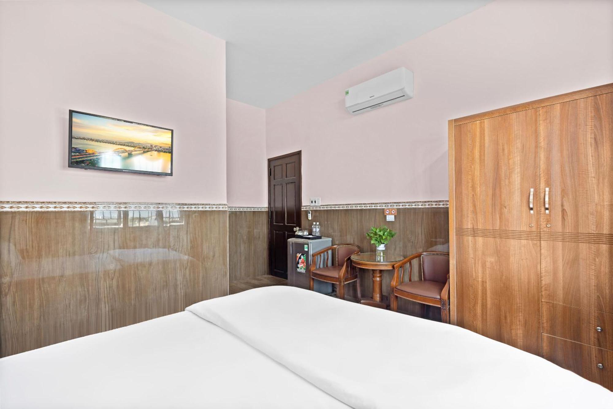 Moc Nhien Hotel Дананг Екстер'єр фото