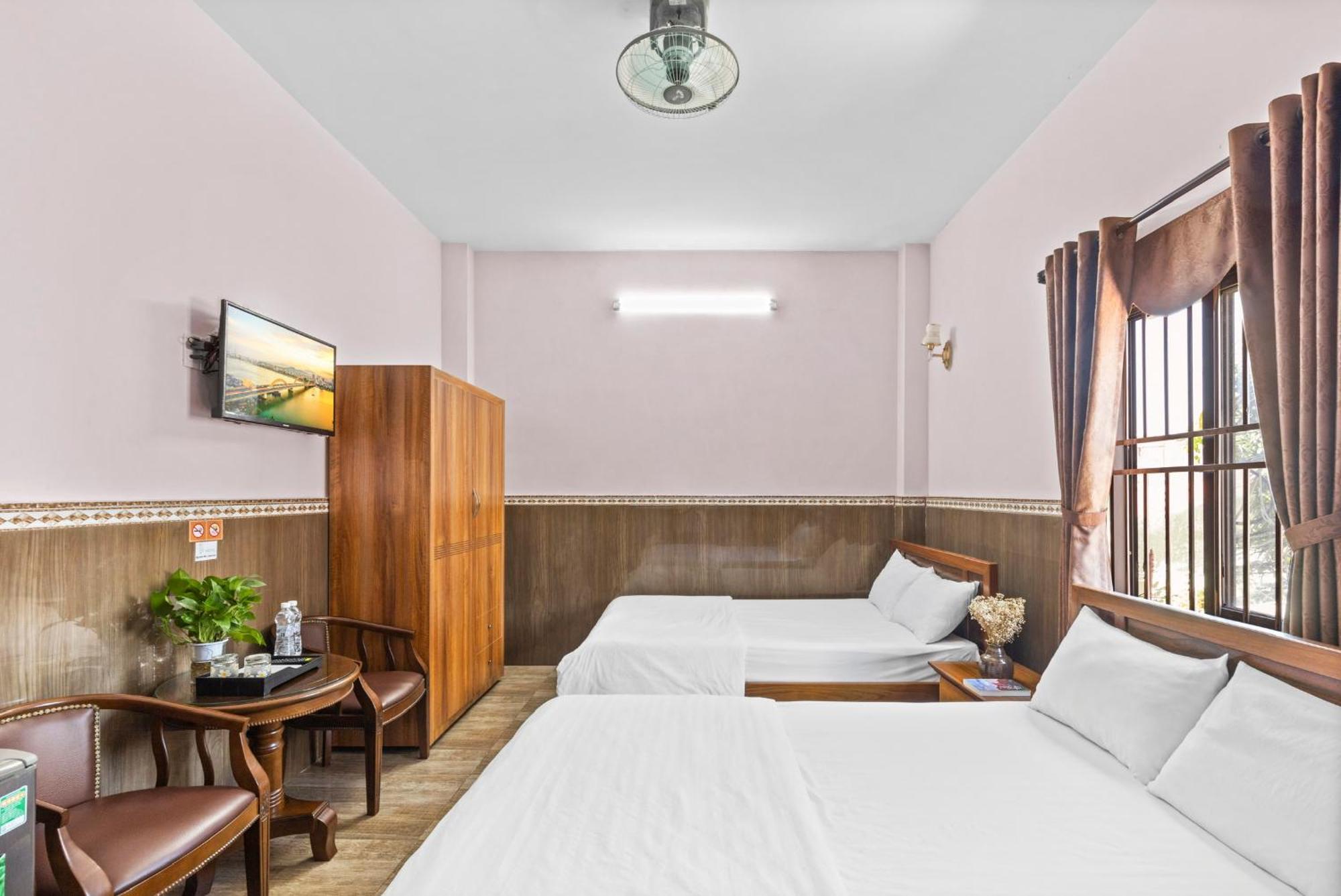 Moc Nhien Hotel Дананг Екстер'єр фото